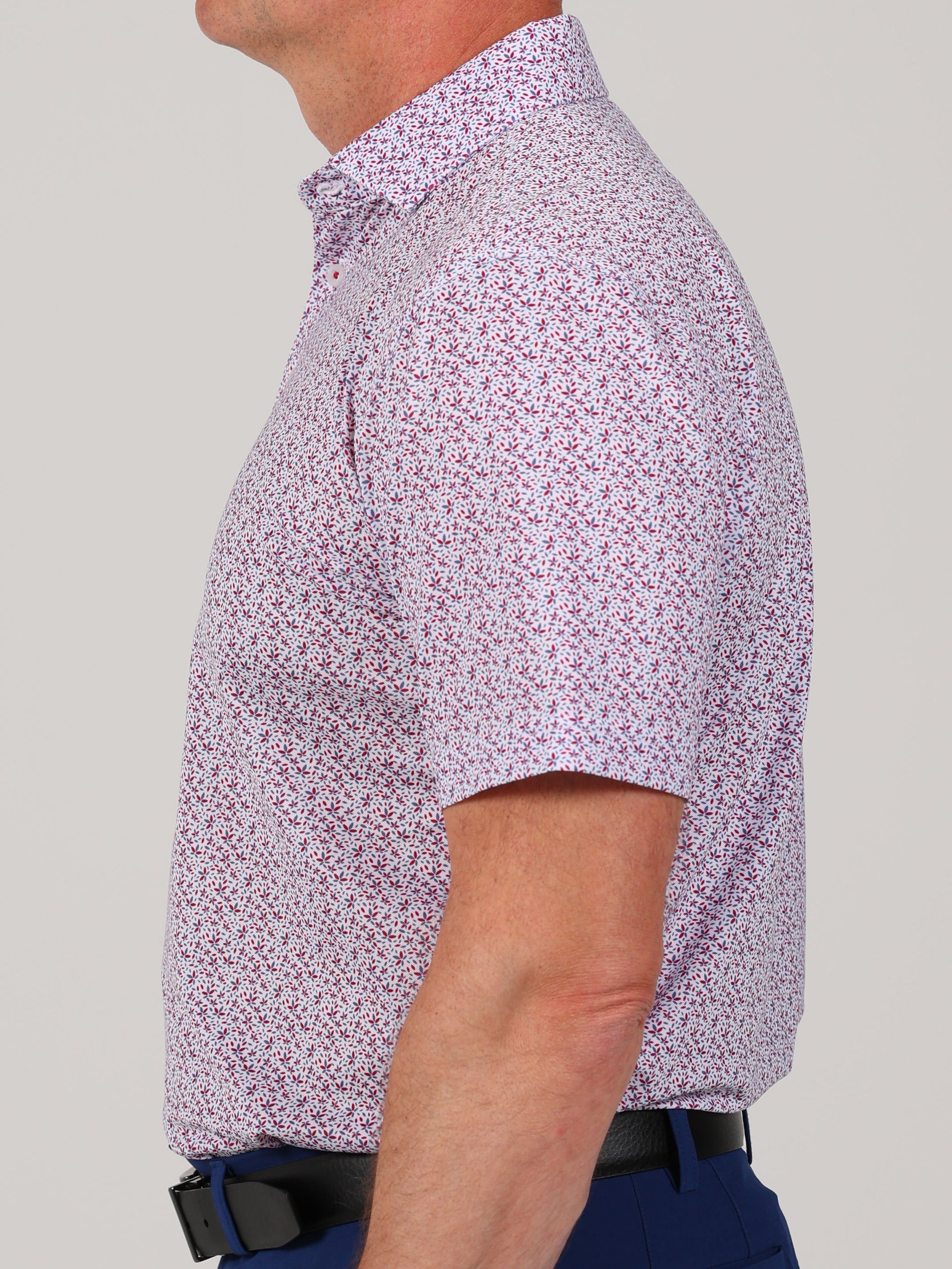 Simon baby pique floral print, a golf polo featuring a collar and short sleeves